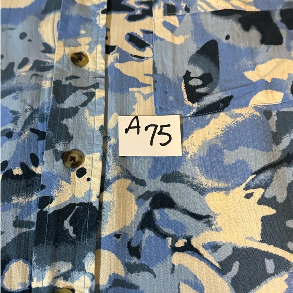A-75 Men’s Magellan‎ Outdoors Blue Tropical Floral Button Down Shirt Size L - Picture 16 of 16